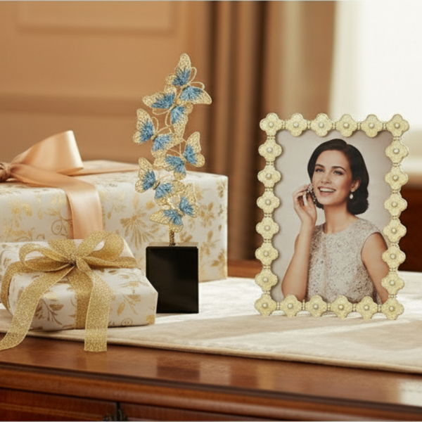 Clover Photo Frame Olivia Riegel
