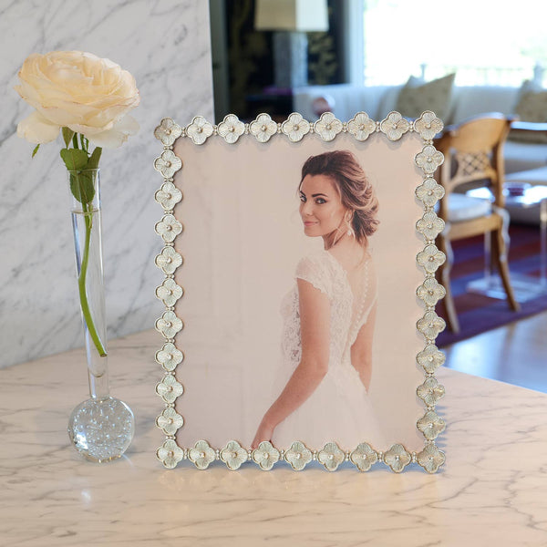Clover Photo Frame Olivia Riegel